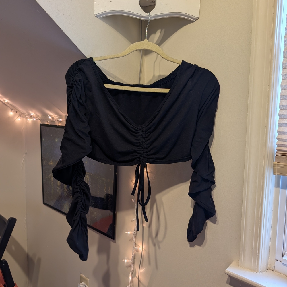 Sy Fashion Black Ruched Long Sleeve Tie Crop Top